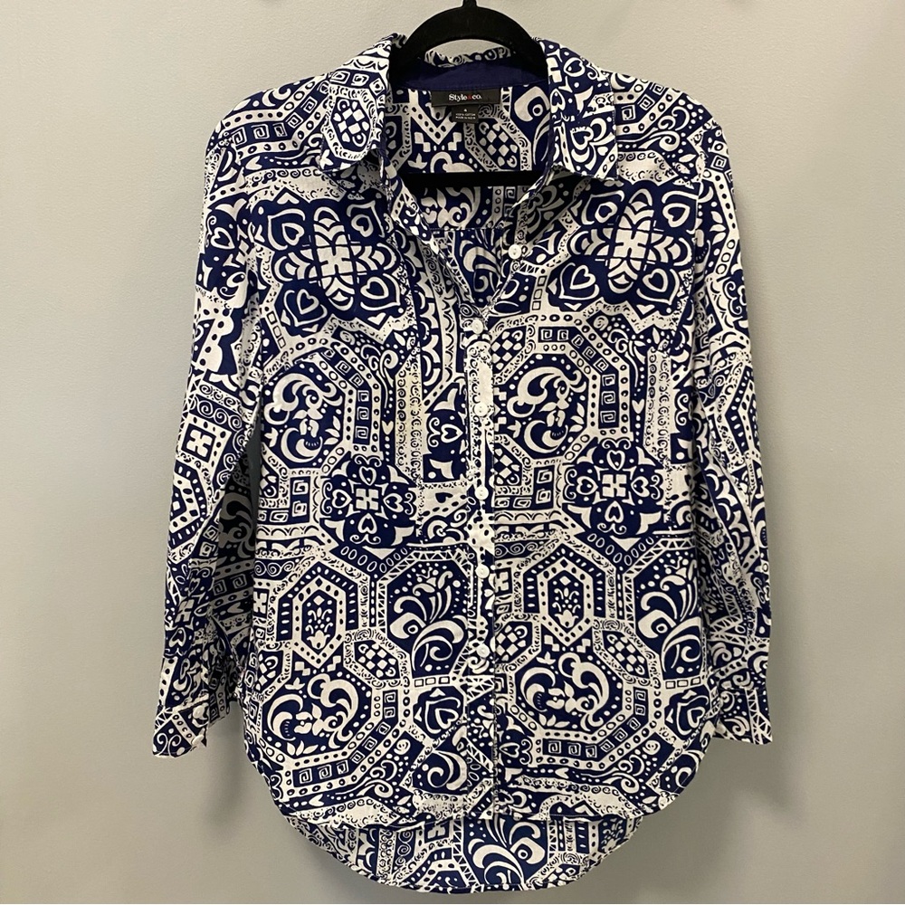 Style & Co woman’s button up patterend top